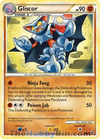 Gliscor #4/90 Holo Rare - Undaunted Pokemon card